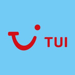 TUI pilot encourages more women to join the aviation industry